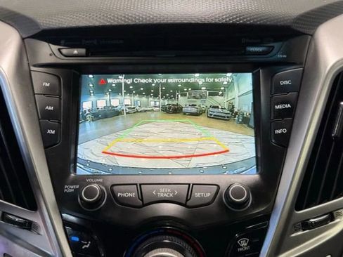 Used 2016 Hyundai Veloster w/ Option Group 02 FWD image 16