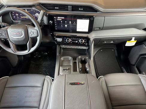 New 2026 GMC Sierra 2500 AT4X AWD/4WD image 13