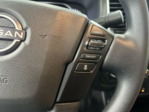 Certified 2024 Nissan Frontier SV w/ Technology Package AWD/4WD image 22