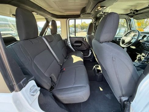 Used 2021 Jeep Wrangler Unlimited Sport image 15