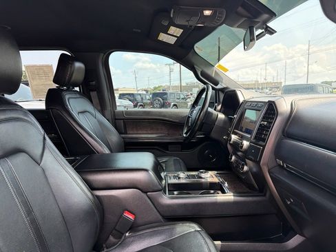 Used 2020 Ford Expedition Limited AWD/4WD image 28