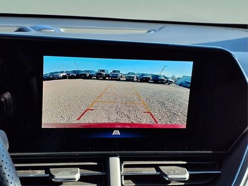 Used 2024 Chevrolet Trax RS w/ Sunroof Package image 12