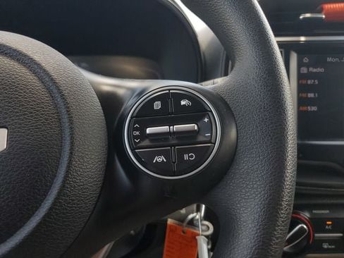 Used 2023 Kia Soul LX w/ LX Technology Package FWD image 24