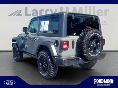 Used 2021 Jeep Wrangler Sport AWD/4WD image 3