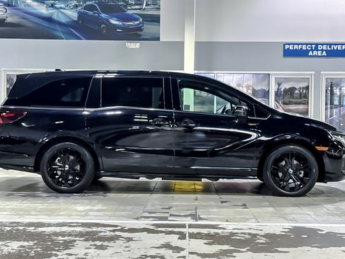 Used 2025 Honda Odyssey Sport-L image 7