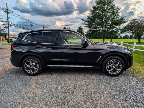 Used 2023 BMW X3 xDrive30i w/ Premium Package w/ZPA AWD/4WD image 4