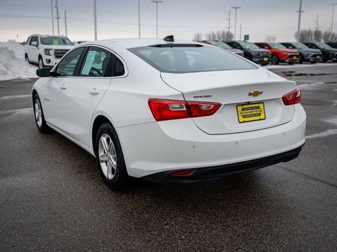 Used 2022 Chevrolet Malibu LS w/ Driver Confidence Package image 8