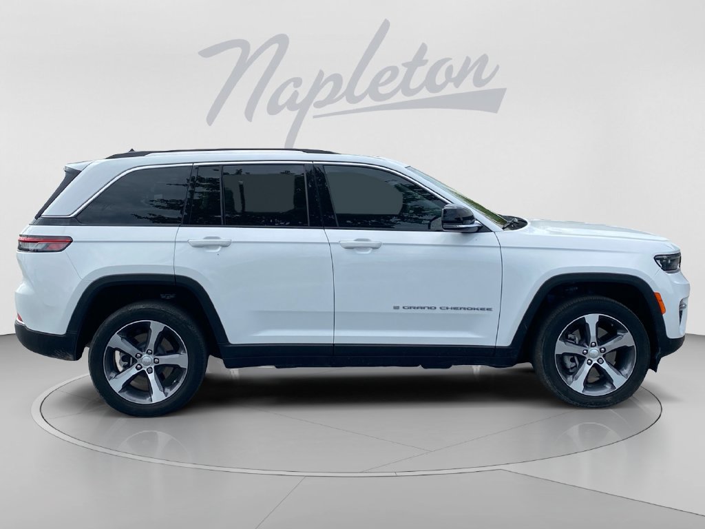 Used 2022 Jeep Grand Cherokee Limited 4xe AWD/4WD image 7