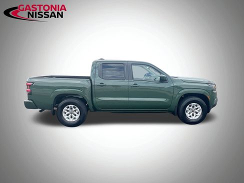 Used 2024 Nissan Frontier SV w/ Technology Package image 10