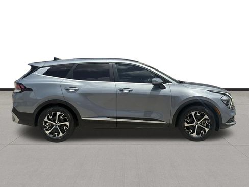 Used 2023 Kia Sportage EX FWD image 4