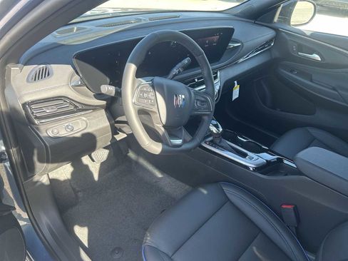 New 2026 Buick Envista Sport Touring FWD image 11