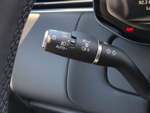 New 2026 Land Rover Range Rover Long Wheelbase SE image 29