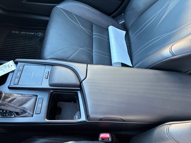 Used 2021 Lexus ES 350 w/ Accessory Package 2 FWD image 27