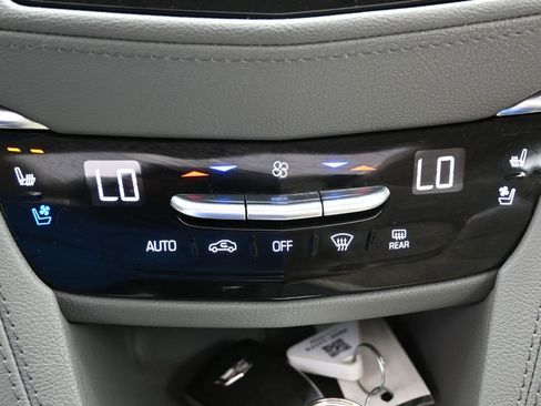 Used 2021 Cadillac XT5 Premium Luxury image 30