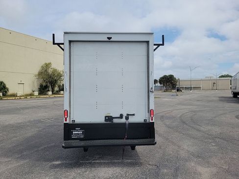 Used 2023 GMC Savana 3500 w/ Power Convenience Package RWD image 7