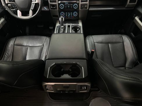 Used 2019 Ford F150 Lariat RWD image 55