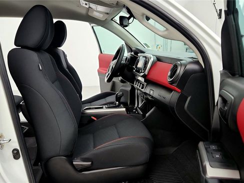 Certified 2023 Toyota Tacoma SR5 image 33