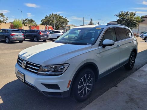 Used 2021 Volkswagen Tiguan SE FWD image 5