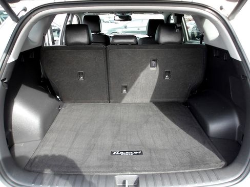 Used 2017 Hyundai Tucson Limited w/ Limited Ultimate Package 03 image 11