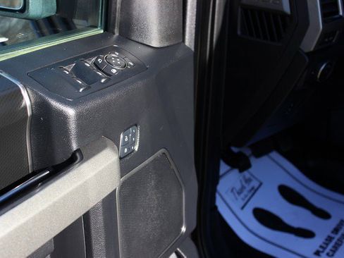 Used 2017 Ford F150 Raptor w/ Equipment Group 802A Luxury image 7