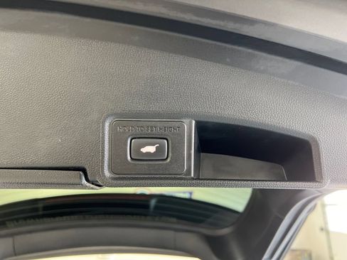 Used 2019 Acura RDX AWD w/ Advance Package image 12