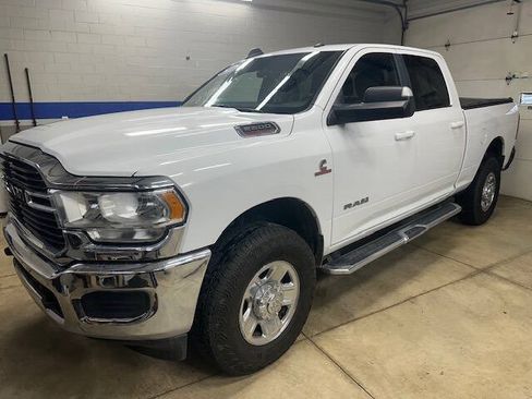 Used 2021 RAM 2500 Big Horn AWD/4WD image 3