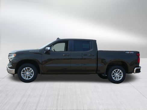 Used 2023 Chevrolet Silverado 1500 LT AWD/4WD image 4