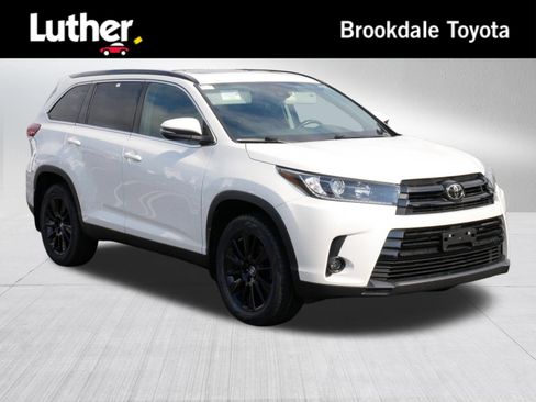 Used 2019 Toyota Highlander SE AWD/4WD image 1