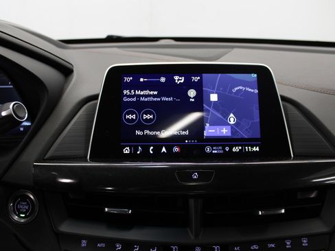 Used 2023 Cadillac CT4 V w/ Navigation Package image 31