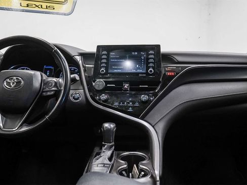 Used 2023 Toyota Camry SE w/ Convenience Package image 13