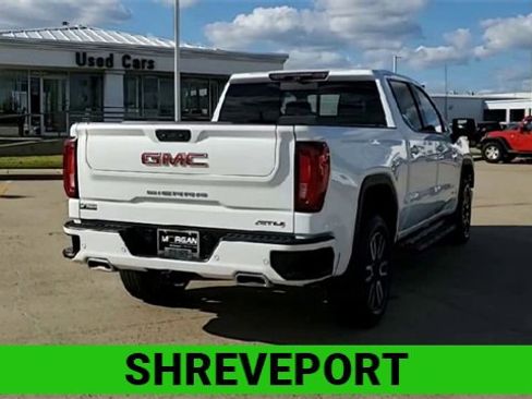 Used 2022 GMC Sierra 1500 AT4 w/ Technology Package image 8