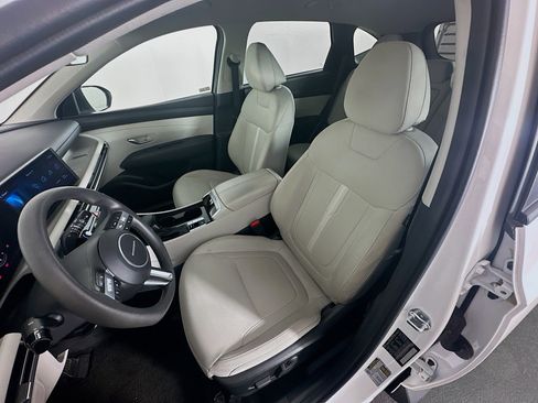 Used 2025 Hyundai Tucson SEL FWD image 13
