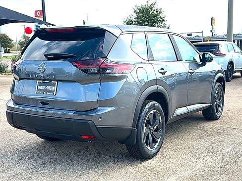 New 2026 Nissan Rogue SV w/ Cold Weather Package image 8