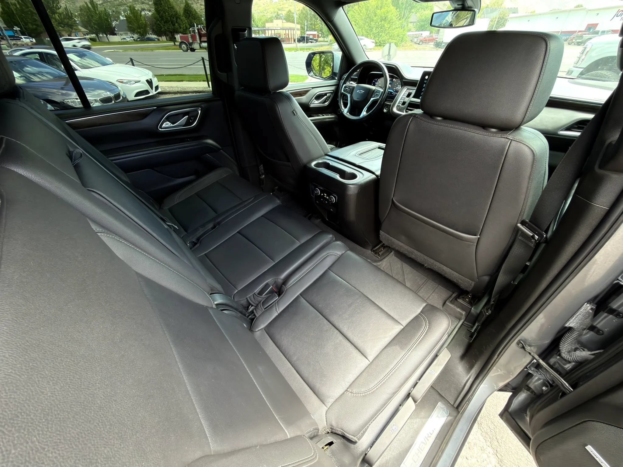 Used 2022 Chevrolet Tahoe Z71 AWD/4WD image 12
