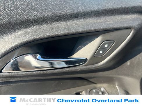 Used 2024 Chevrolet Trax LS w/ LS Convenience Package FWD image 6