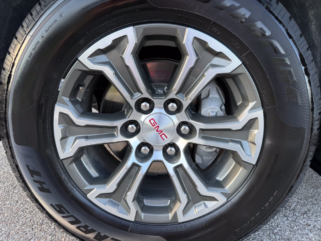 Used 2025 GMC Sierra 1500 SLT AWD/4WD image 25