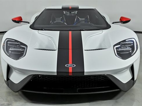 Used 2020 Ford GT Carbon Series RWD image 5