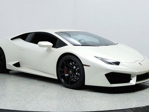 Used 2018 Lamborghini Huracan LP 580-2 image 7