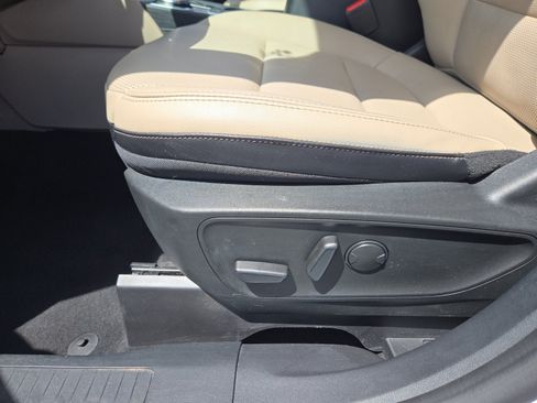 Used 2022 Ford Escape SEL AWD/4WD image 12