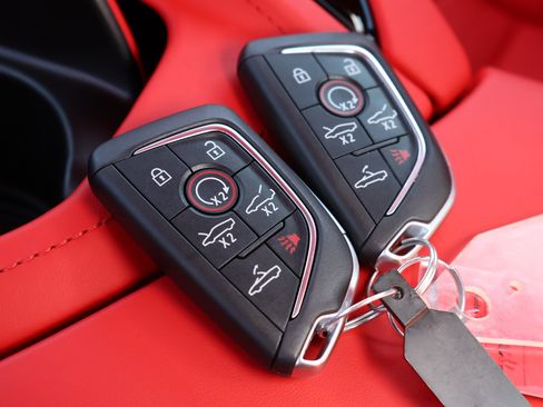 Certified 2025 Chevrolet Corvette Stingray Premium Conv w/ Z51 Performance Package image 27