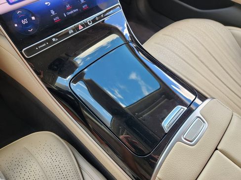 Used 2023 Mercedes-Benz S 500 4MATIC image 21