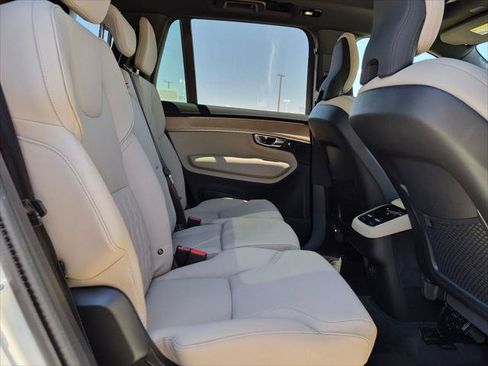 Used 2026 Volvo XC90 B6 Plus w/ Protection Package Premier AWD/4WD image 25