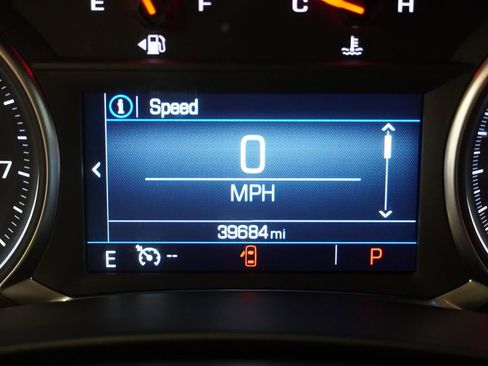 Used 2024 GMC Terrain SLE FWD image 7