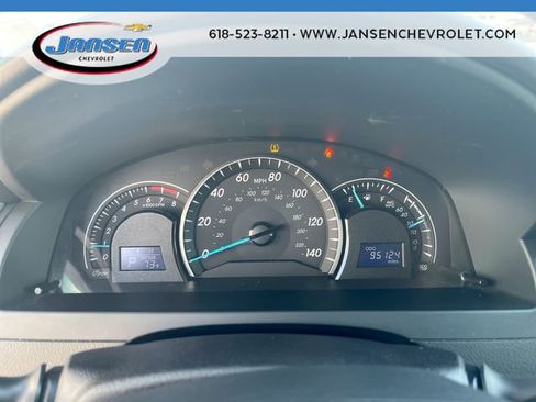 Used 2014 Toyota Camry LE image 11