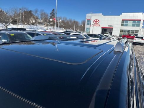 Used 2025 Toyota 4Runner Limited image 46