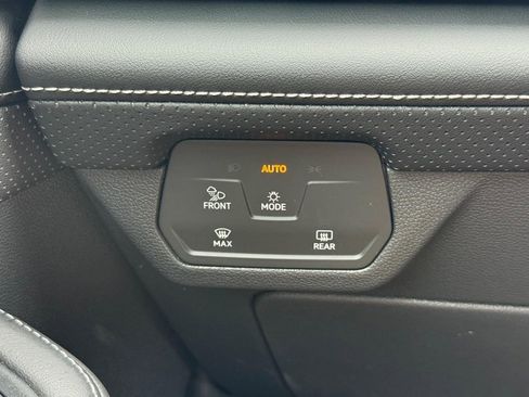 Certified 2026 Volkswagen Atlas SE AWD/4WD image 20