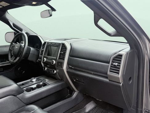 Used 2018 Ford Expedition Max XLT w/ Equipment Group 202A RWD image 51