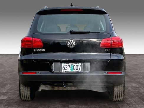 Used 2017 Volkswagen Tiguan S AWD/4WD image 6