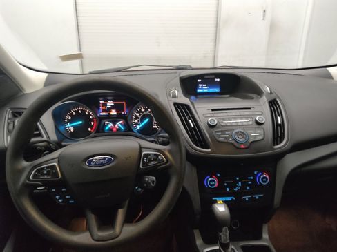 Used 2017 Ford Escape SE image 22