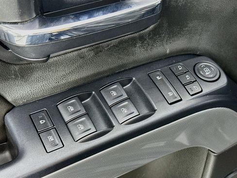 Used 2018 Chevrolet Silverado 1500 LTZ Z71 w/ Centennial Edition AWD/4WD image 18